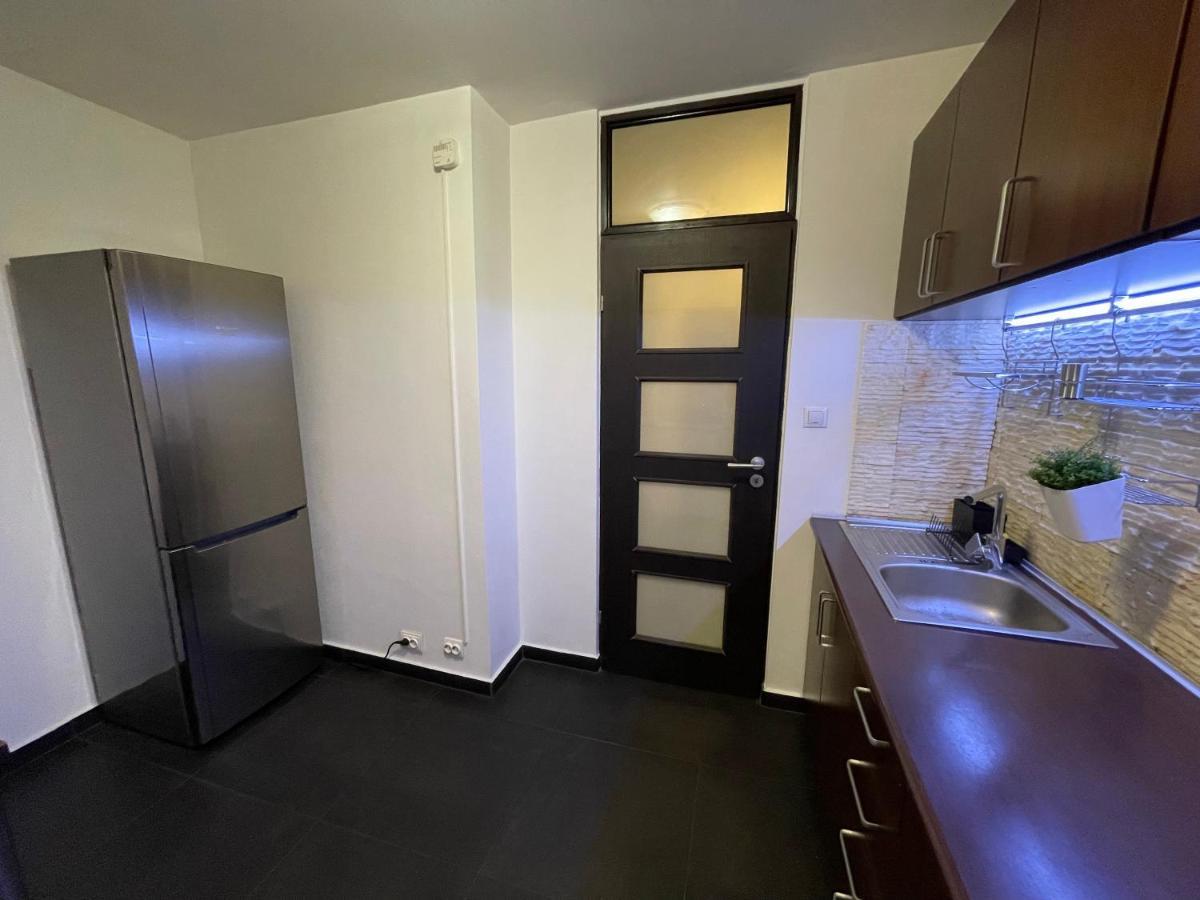 Sunset Luxury Apartment Near Unirii Square Bukarest Exteriör bild